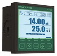 Digital free chlorine controller for measurement and control of water treatment systems